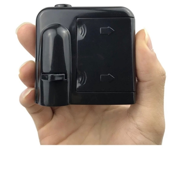 Two 2 wireless BMW door Projector logo lights. WIRED AVAILABLE MOST CARS AVA… - Picture 9 of 10